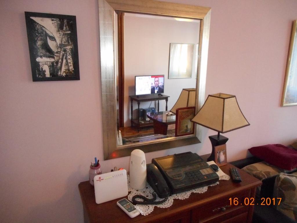 Bohemian Rhapsody Nbg Apartment เบลเกรด ภายนอก รูปภาพ