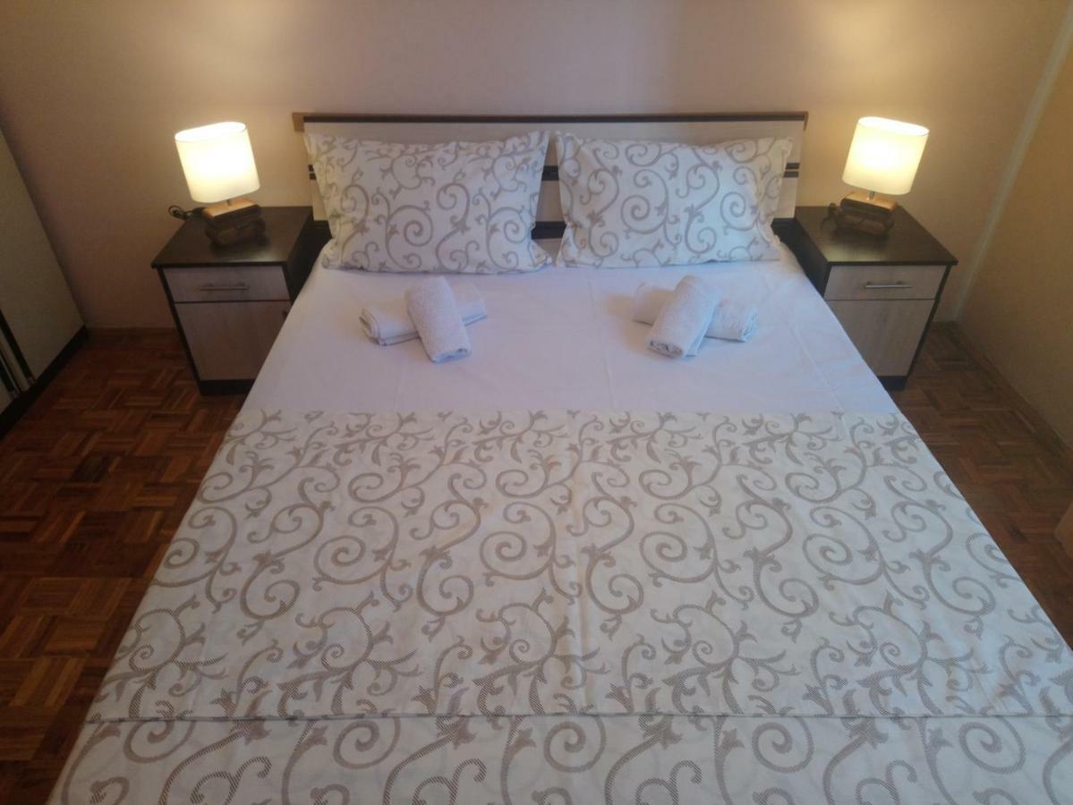 Bohemian Rhapsody Nbg Apartment เบลเกรด ภายนอก รูปภาพ